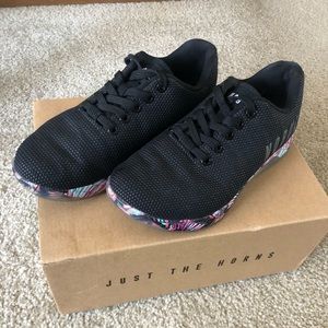 Midnight Palm Trainers 6.5
